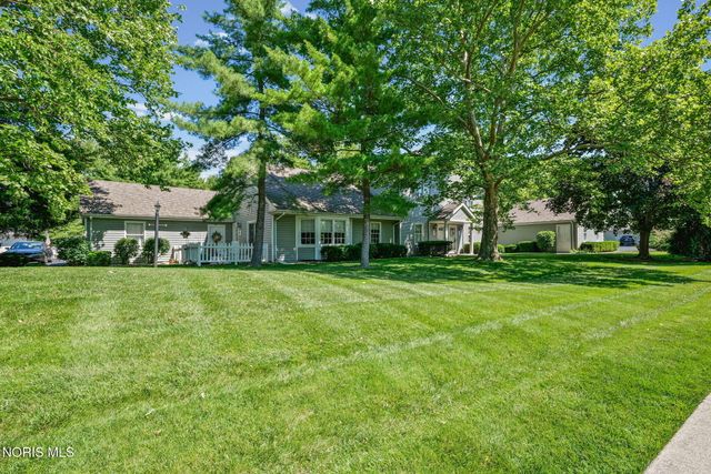 5 Olde Orchard Drive, Perrysburg, OH 43551