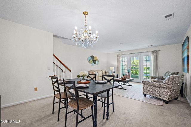 5 Olde Orchard Drive, Perrysburg, OH 43551