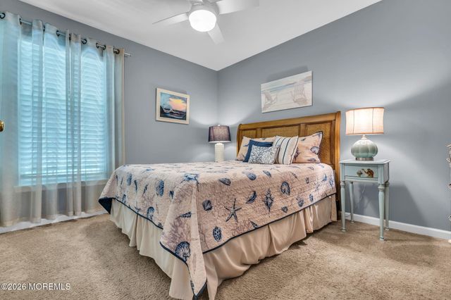 12 Foxmoor Lane, Bayville, NJ 08721