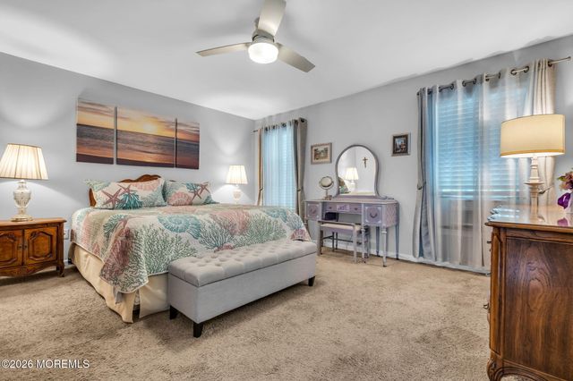 12 Foxmoor Lane, Bayville, NJ 08721