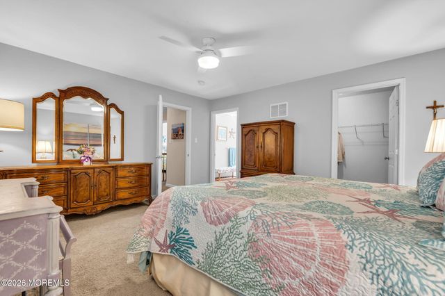 12 Foxmoor Lane, Bayville, NJ 08721