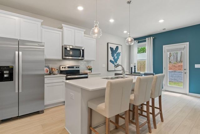 348 Navigator Lane, Mcdonough, GA 30253