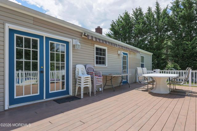 955 Stamler Drive, Toms River, NJ 08753