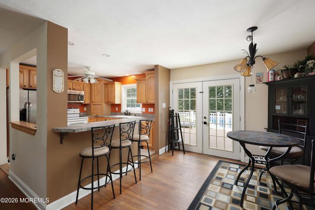 955 Stamler Drive, Toms River, NJ 08753