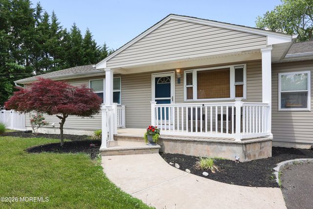 955 Stamler Drive, Toms River, NJ 08753