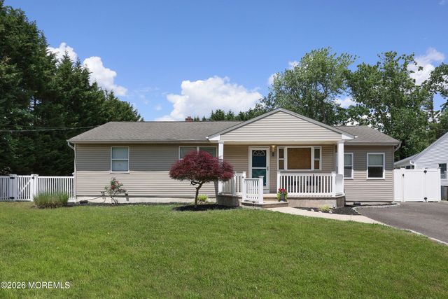 955 Stamler Drive, Toms River, NJ 08753