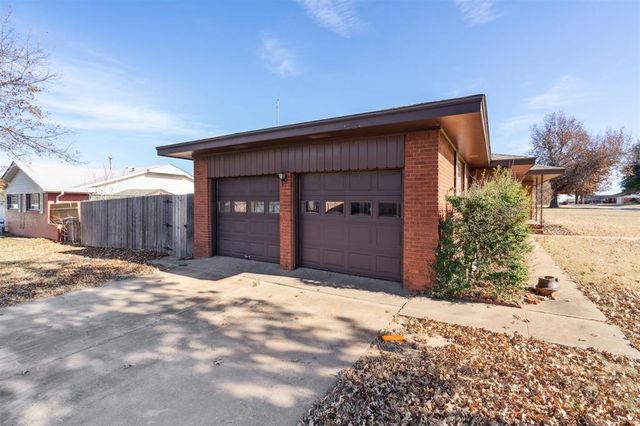 624 Skyline Drive, El Reno, OK 73036