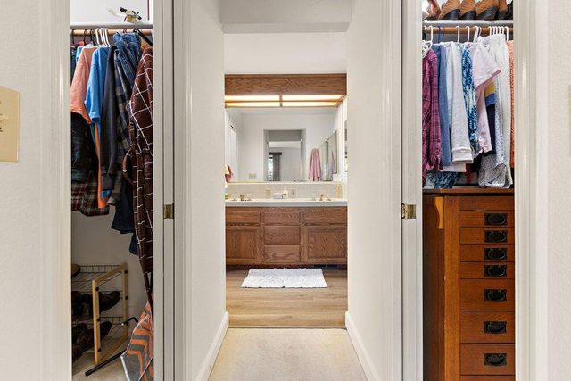 124 Winding Canyon Ln, Folsom, CA 95630