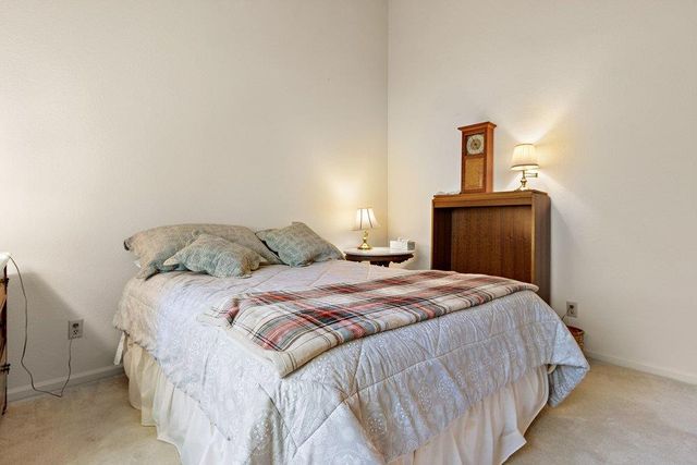 124 Winding Canyon Ln, Folsom, CA 95630