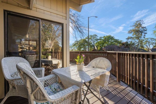 124 Winding Canyon Ln, Folsom, CA 95630