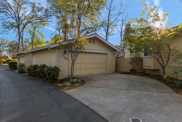 124 Winding Canyon Ln, Folsom, CA 95630