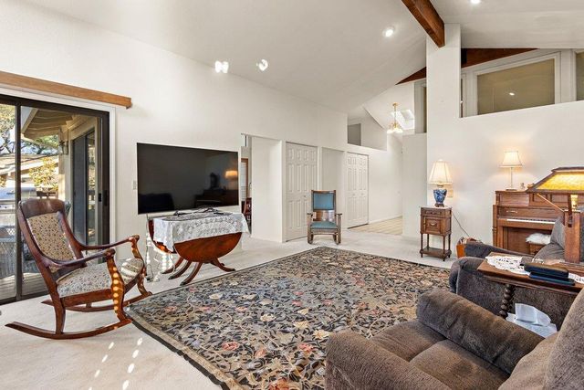 124 Winding Canyon Ln, Folsom, CA 95630