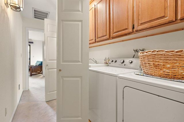 124 Winding Canyon Ln, Folsom, CA 95630