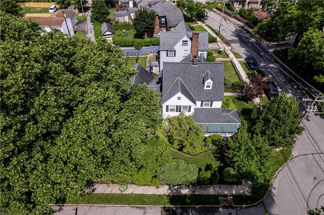 616 Ridgeway St, City Of Greensburg, PA 15601