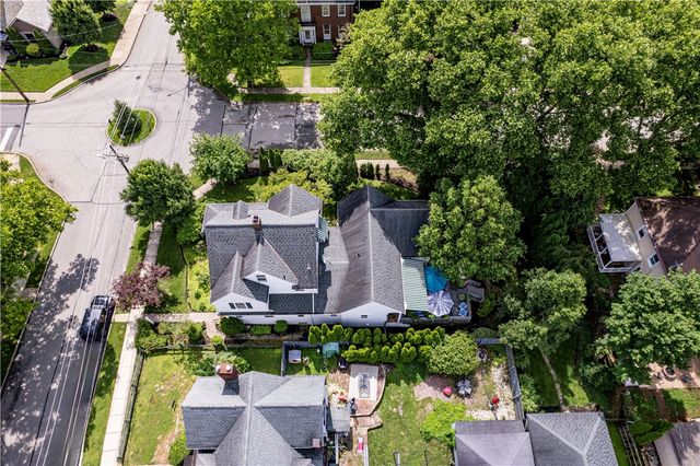 616 Ridgeway St, City Of Greensburg, PA 15601