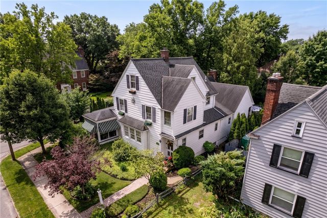 616 Ridgeway St, City Of Greensburg, PA 15601