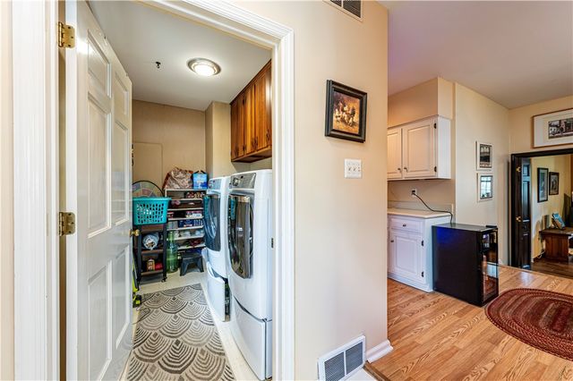 616 Ridgeway St, City Of Greensburg, PA 15601