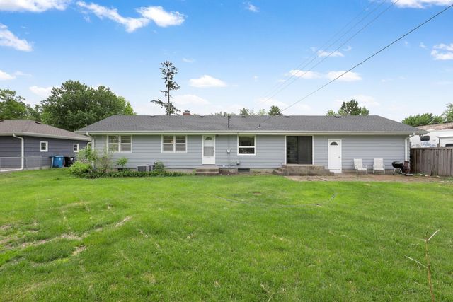 561 Bennett Drive NE, Fridley, MN 55432