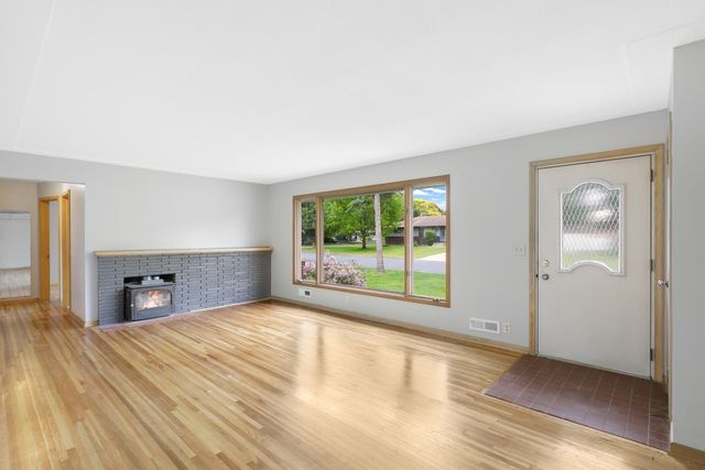 561 Bennett Drive NE, Fridley, MN 55432
