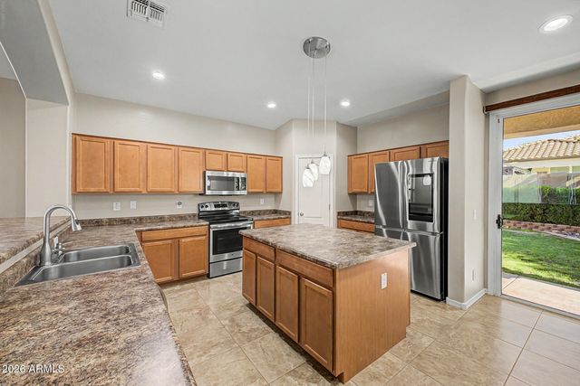 22241 E CHERRYWOOD Drive, Queen Creek, AZ 85142