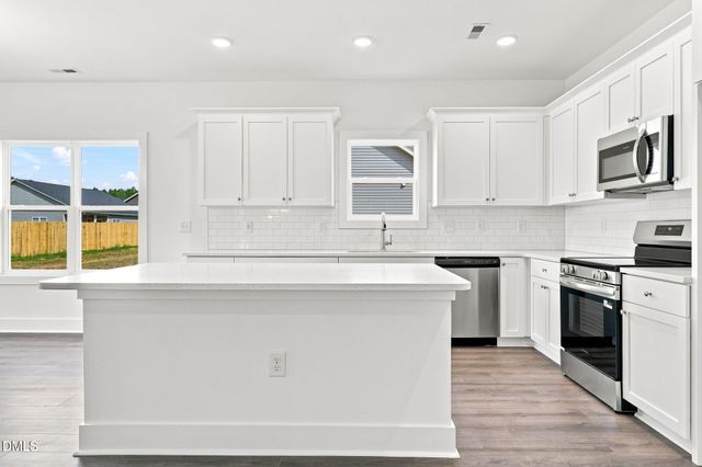 66 Loganberry Avenue, Bunnlevel, NC 28323