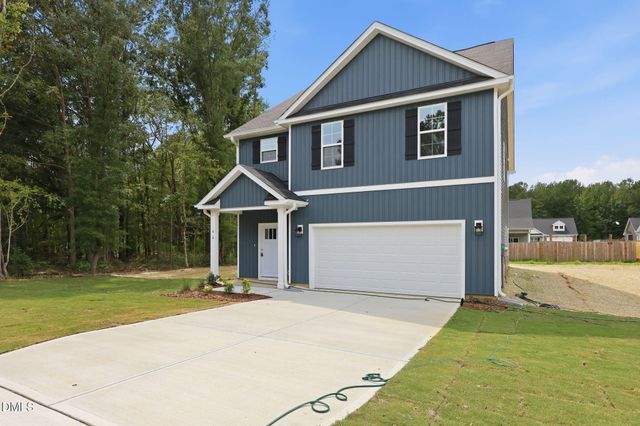 66 Loganberry Avenue, Bunnlevel, NC 28323