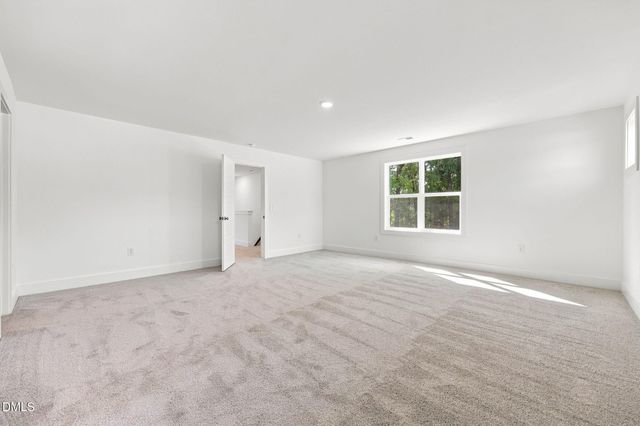 66 Loganberry Avenue, Bunnlevel, NC 28323