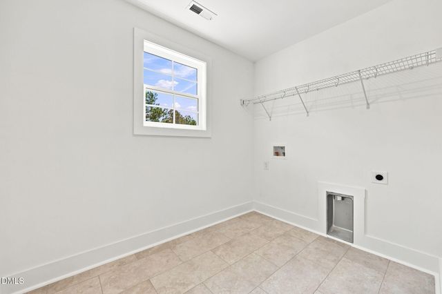 66 Loganberry Avenue, Bunnlevel, NC 28323