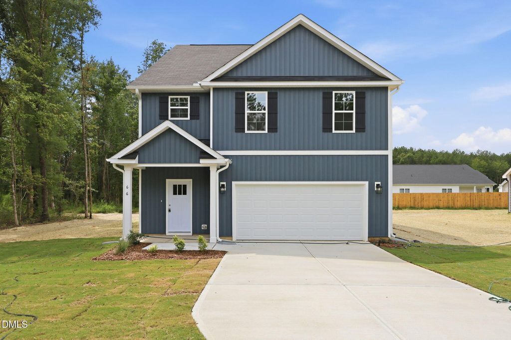 66 Loganberry Avenue, Bunnlevel, NC 28323