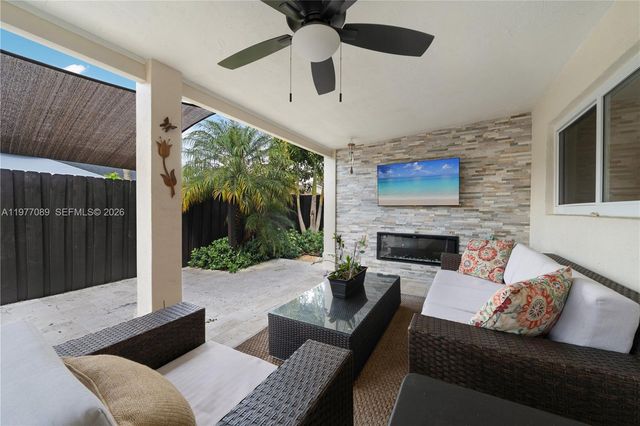 13334 SW 115th Ct, Unincorporated Dade County, FL 33176