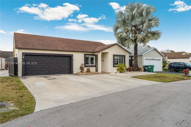 13334 SW 115th Ct, Unincorporated Dade County, FL 33176