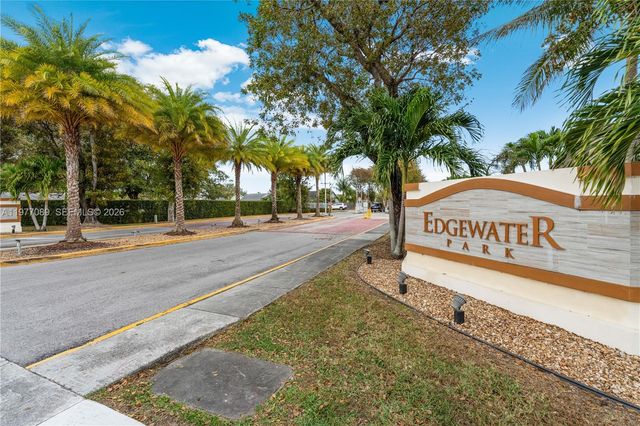 13334 SW 115th Ct, Unincorporated Dade County, FL 33176