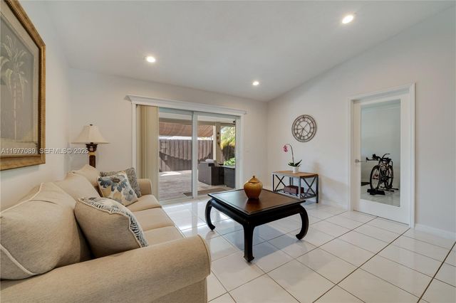 13334 SW 115th Ct, Unincorporated Dade County, FL 33176