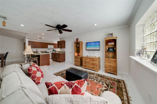 13334 SW 115th Ct, Unincorporated Dade County, FL 33176