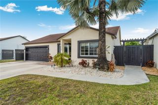 13334 SW 115th Ct, Unincorporated Dade County, FL 33176