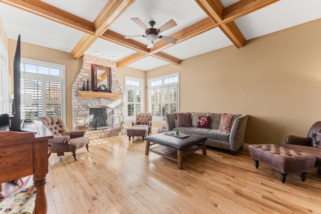 3N943 Ralph Waldo Emerson Lane, St. Charles, IL 60175