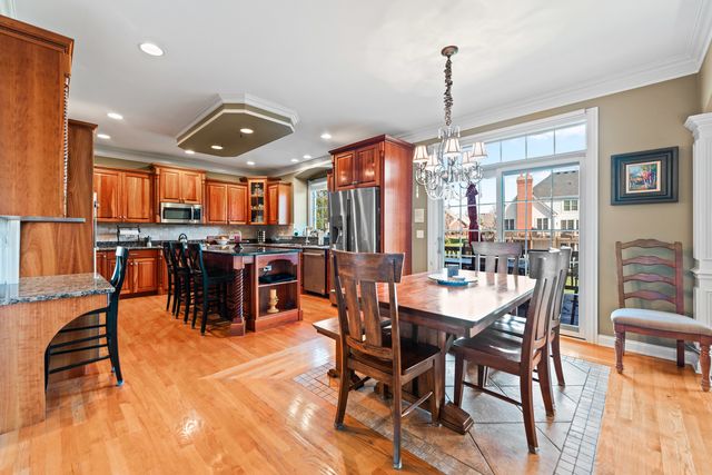 3N943 Ralph Waldo Emerson Lane, St. Charles, IL 60175