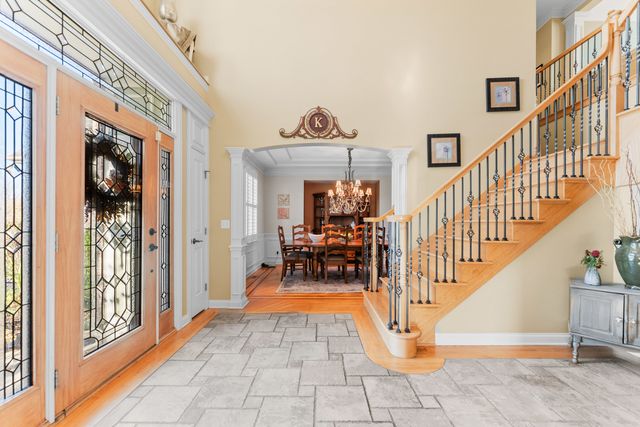 3N943 Ralph Waldo Emerson Lane, St. Charles, IL 60175