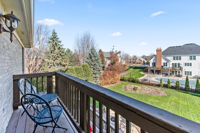 3N943 Ralph Waldo Emerson Lane, St. Charles, IL 60175