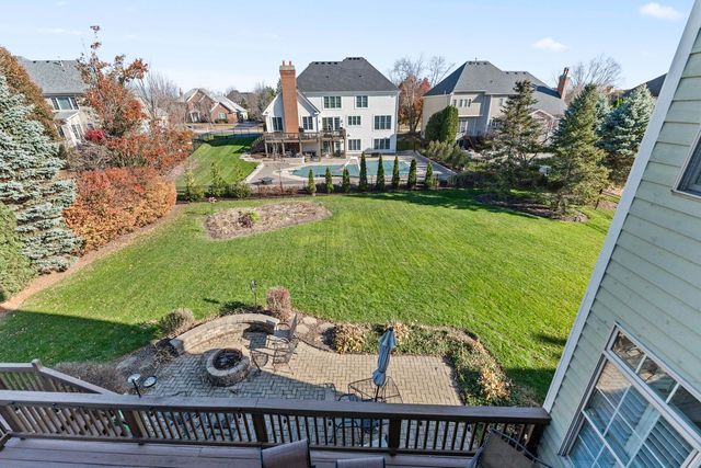 3N943 Ralph Waldo Emerson Lane, St. Charles, IL 60175