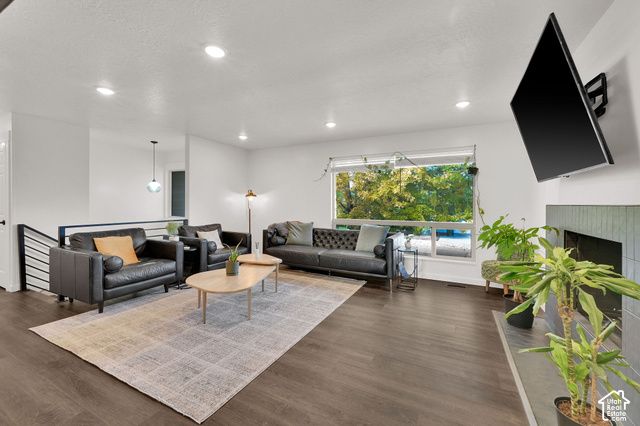 6225 S LORREEN DR, Murray, UT 84121