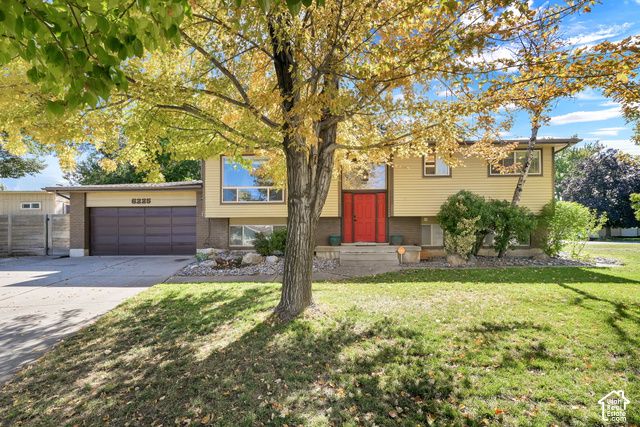 6225 S LORREEN DR, Murray, UT 84121