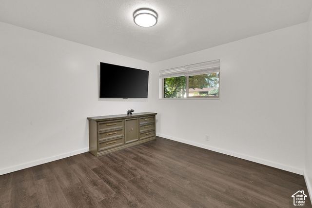 6225 S LORREEN DR, Murray, UT 84121