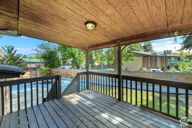 6225 S LORREEN DR, Murray, UT 84121