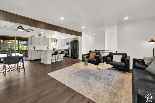 6225 S LORREEN DR, Murray, UT 84121