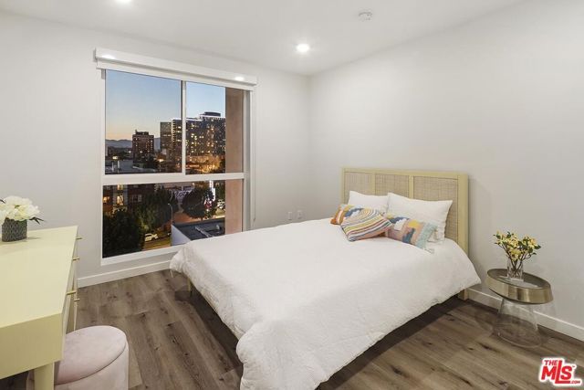 2783 Francis Avenue 507, Los Angeles, CA 90005