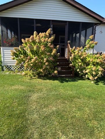 25225 N Virginia Avenue N, Lake Zurich, IL 60047