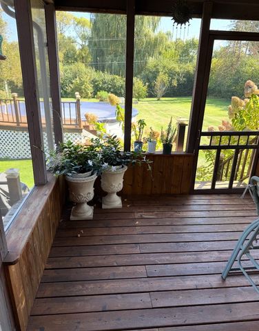 25225 N Virginia Avenue N, Lake Zurich, IL 60047