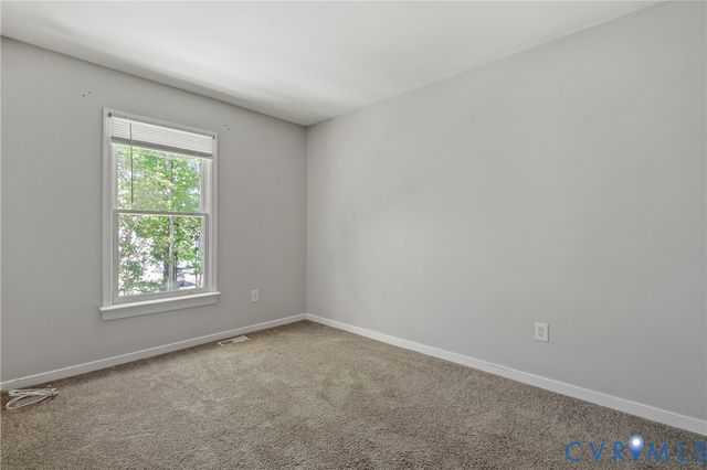 130 Arlington Sq, Ashland, VA 23005
