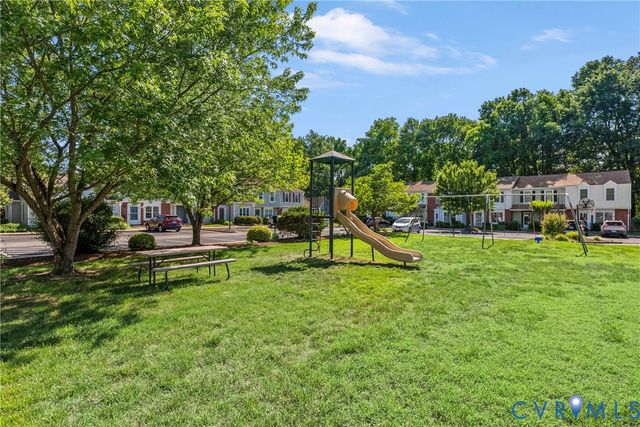 130 Arlington Sq, Ashland, VA 23005